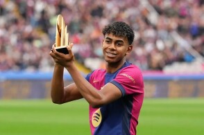 欧冠球员表现评析：C罗连续进球,