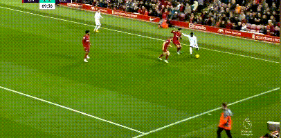 罗体：罗马进球被吹后，克雷莫内塞现场屏幕却一直显示0-2