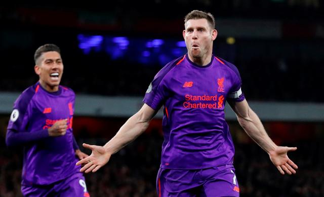 中超比赛亮点：上海海港2-1取胜山东泰山,