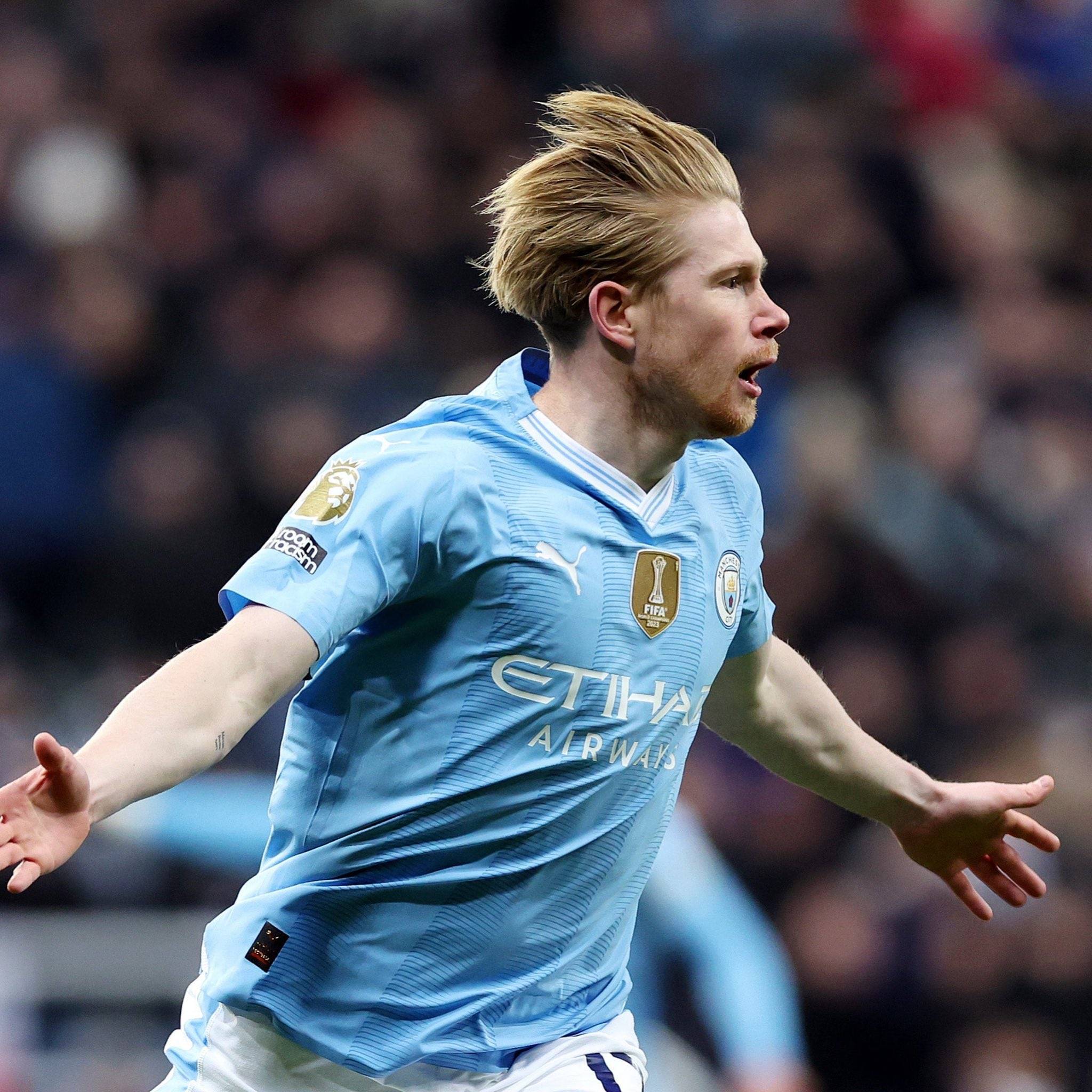 巴媒：格雷米奥主席候选者曾想招募本泽马，以此当竞选筹码